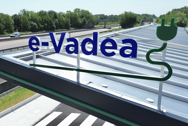 Station de bornes de recharge électrique e-Vadea