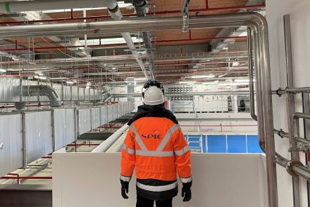 SPIE poursuit son engagement pour la décarbonation industrielle sur le site stratégique de GSK à Évreux