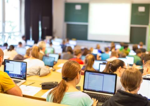 Classe SPIE ICS shutterstock